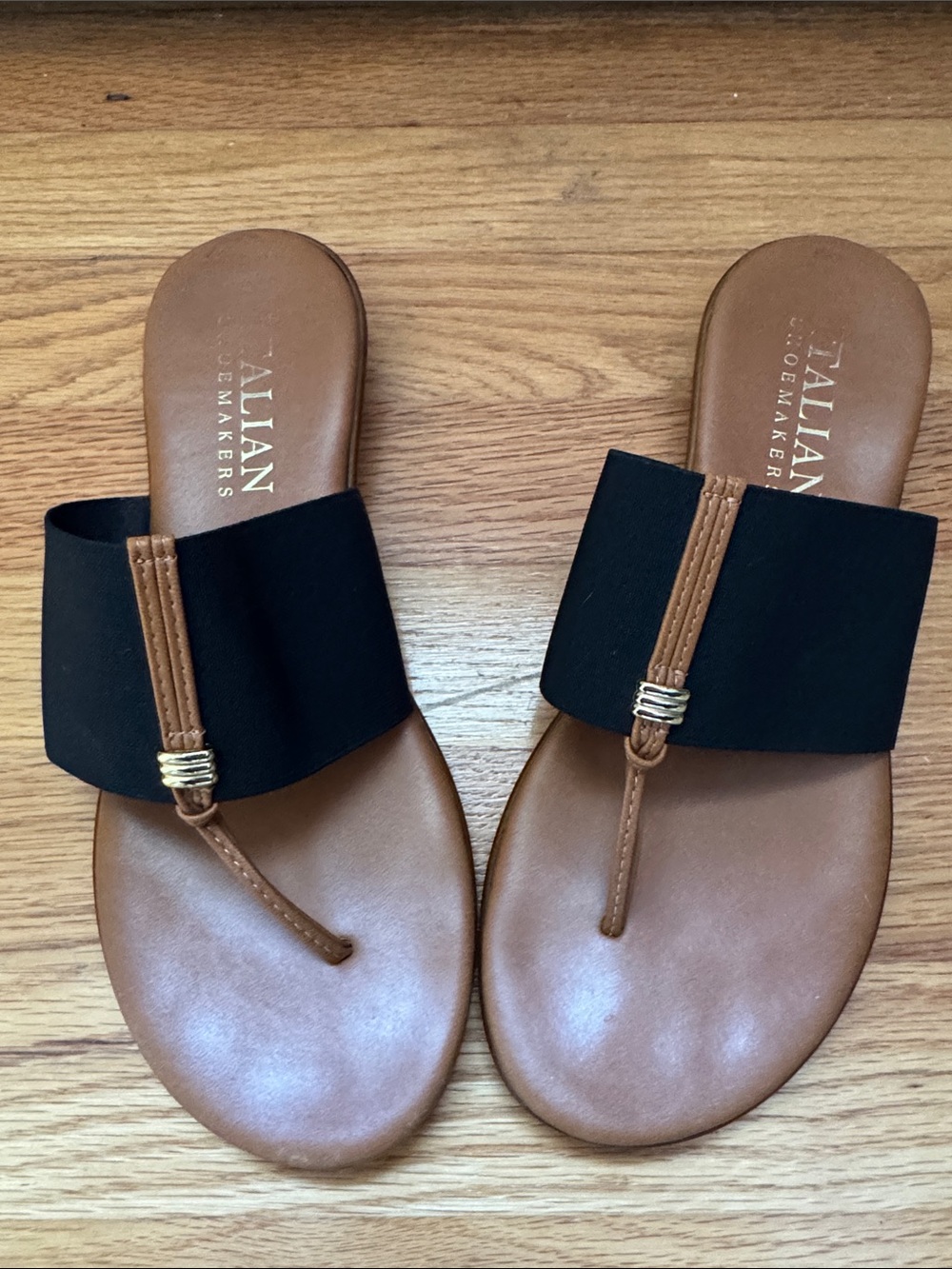 Italian Shoemakers Black and Brown Wide-Band Toe-Loop Slide Sandals - size 9